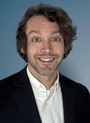 Philip Ferrari headshot